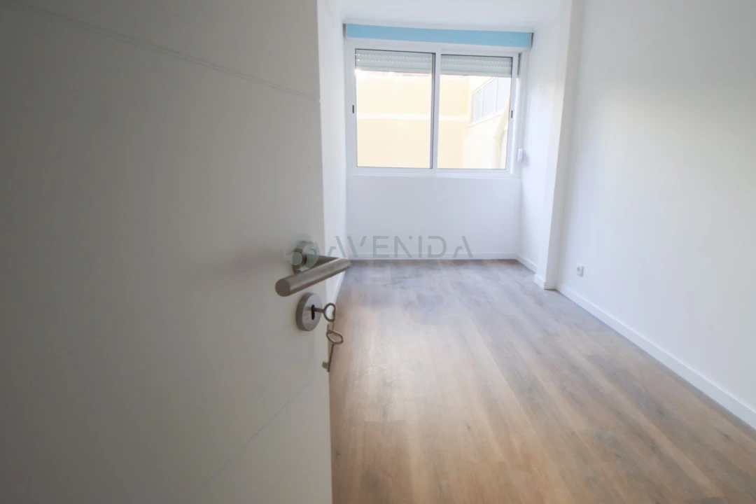 Apartamento T2 para Venda em Falagueira-Venda Nova Foto 9
