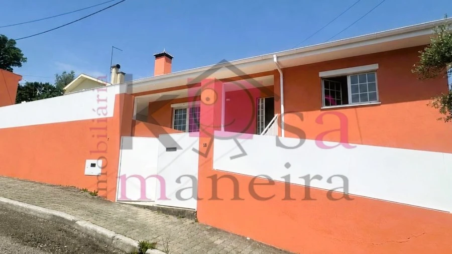 Moradia T3 para Venda em Canedo, Vale e Vila Maior