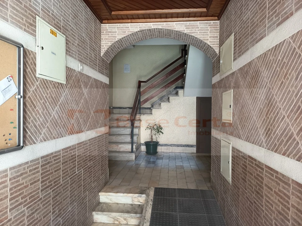 Apartamento T3 para Venda em Quinta do Conde Foto 24