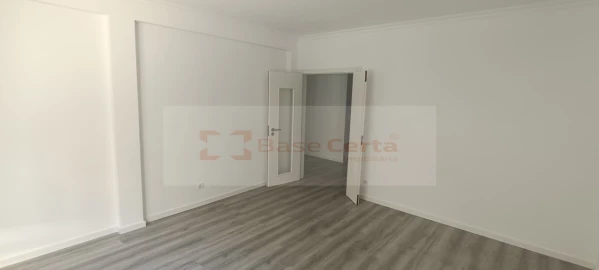 Apartamento T3 para Venda em Quinta do Conde