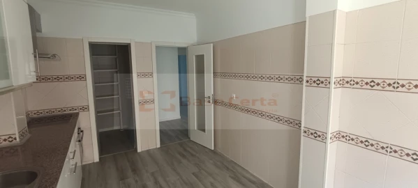 Apartamento T3 para Venda em Quinta do Conde