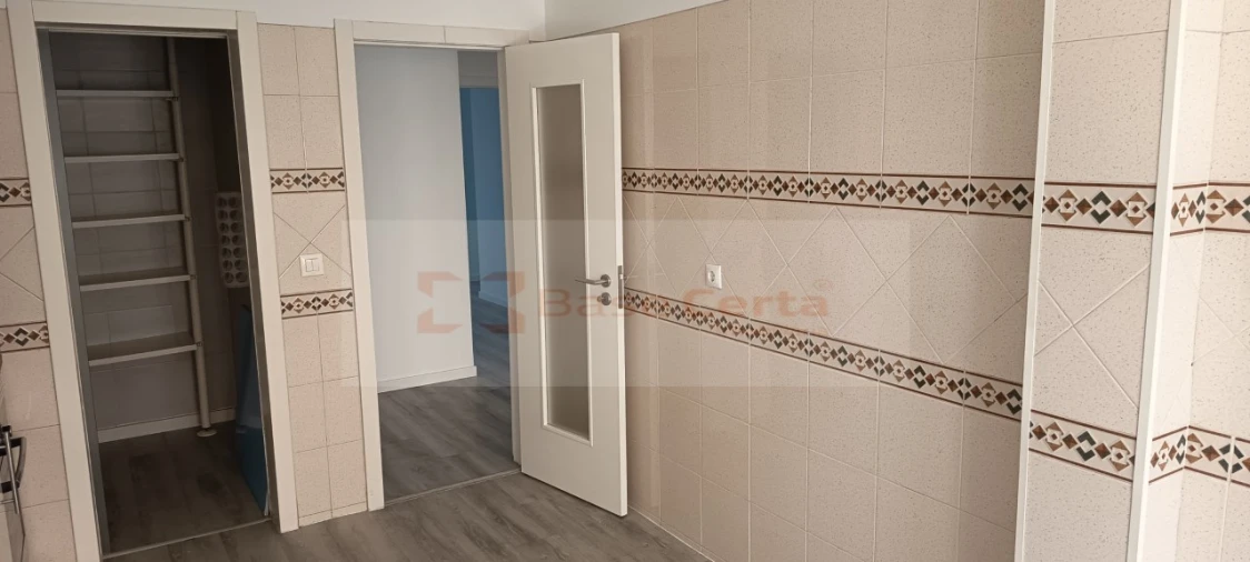 Apartamento T3 para Venda em Quinta do Conde Foto 10