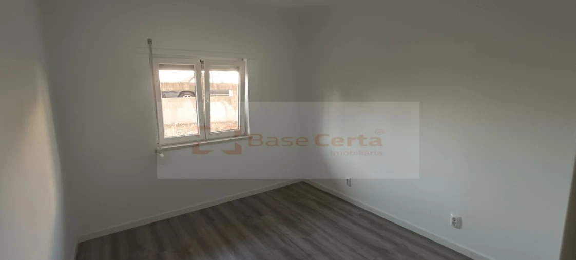 Apartamento T3 para Venda em Quinta do Conde Foto 15