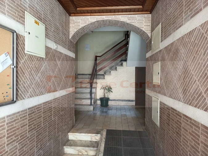 Apartamento T3 para Venda em Quinta do Conde Foto 24