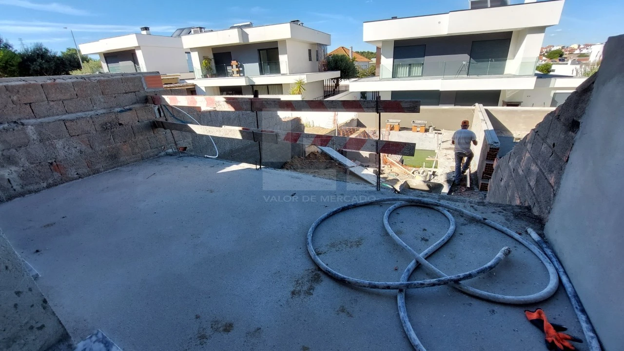Moradia T3 para Venda em Charneca de Caparica e Sobreda Foto 27
