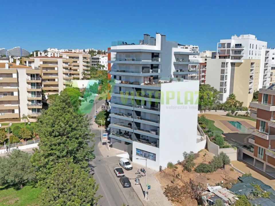 Apartamento T3 para Venda em Portimão Foto 30