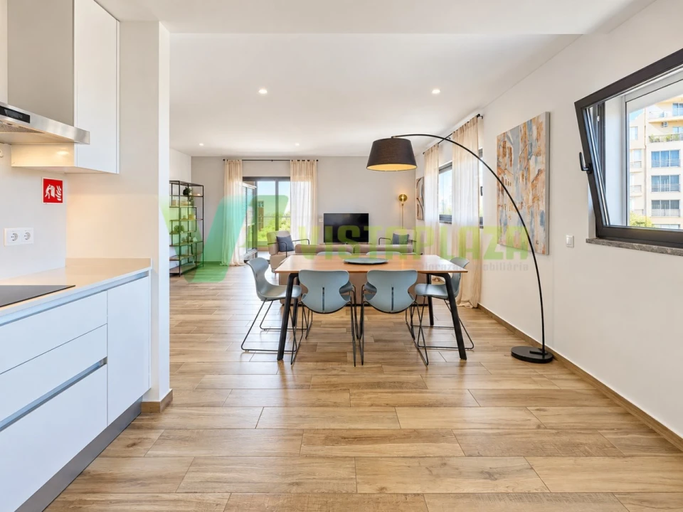 Apartamento T3 para Venda em Portimão Foto 6