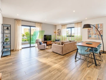 Apartamento T3 para Venda em Portimão