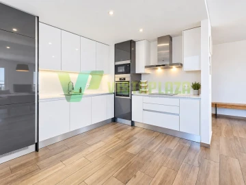 Apartamento T3 para Venda em Portimão