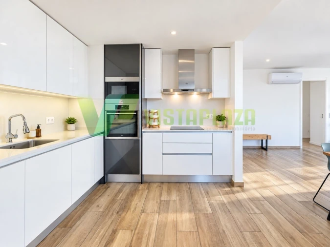 Apartamento T3 para Venda em Portimão Foto 9