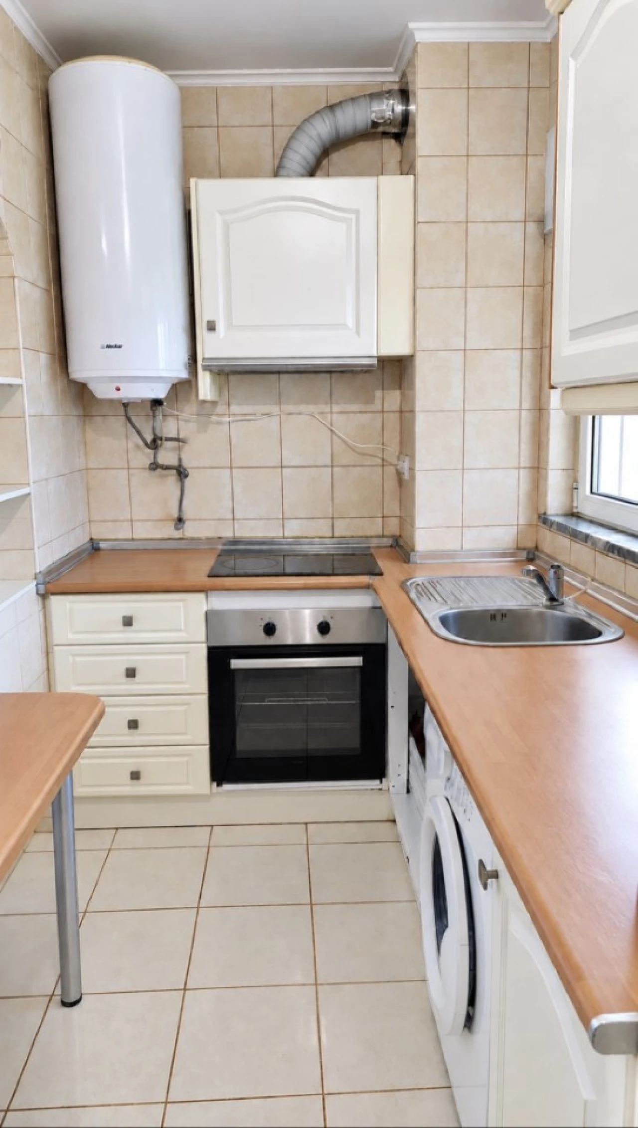 Apartamento T1 para Venda em Quarteira Foto 3