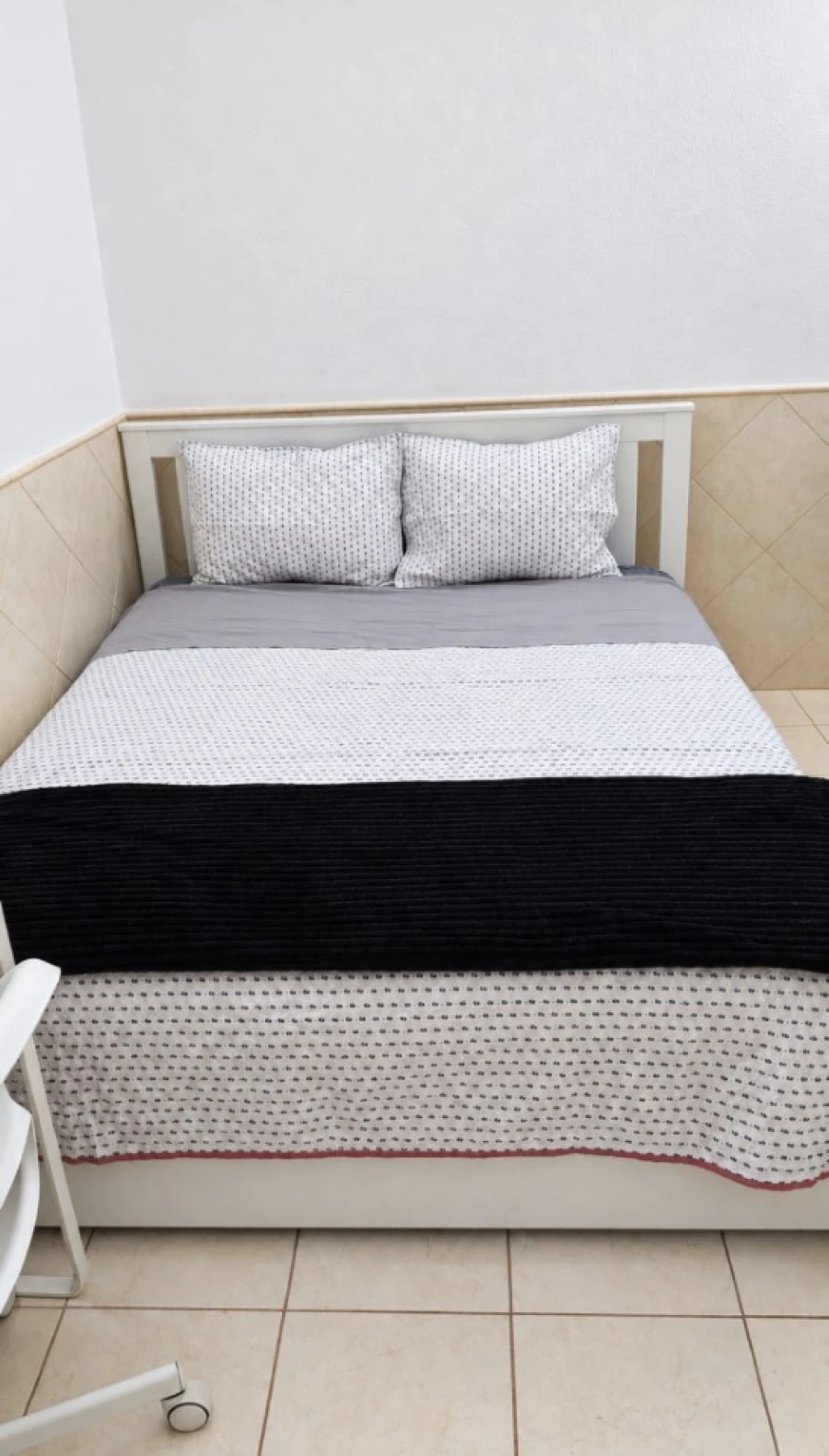 Apartamento T1 para Venda em Quarteira Foto 7
