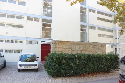 Apartamento T3 para Arrendamento em Carcavelos e Parede