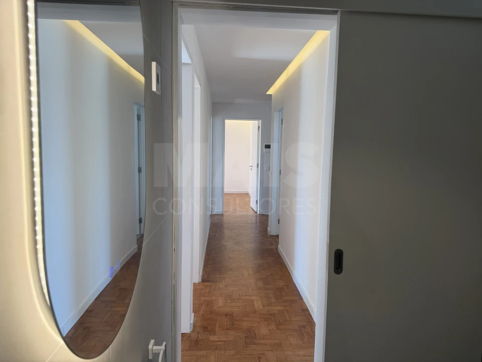 Apartamento T3 para Arrendamento em Carcavelos e Parede Foto 6