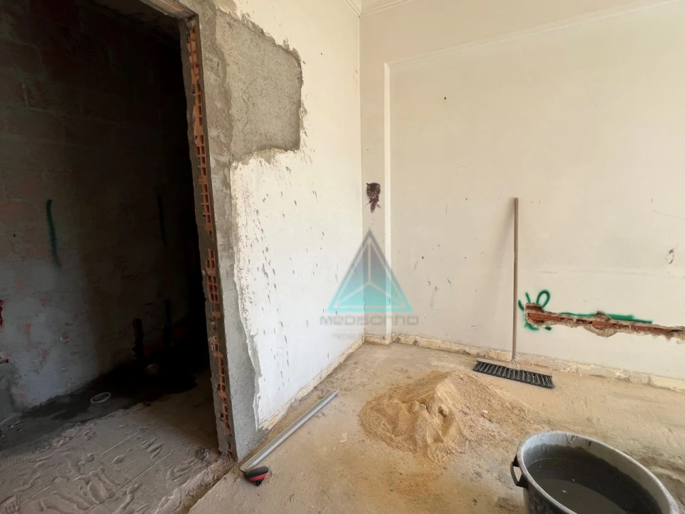 Apartamento T3 para Venda em Almada, Cova da Piedade, Pragal e Cacilhas Foto 17