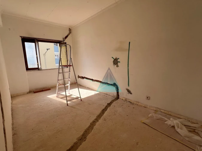 Apartamento T3 para Venda em Almada, Cova da Piedade, Pragal e Cacilhas Foto 11