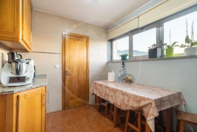 Apartamento T3 para Venda em Salvador e Santo Aleixo de Além-Tâmega