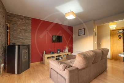 Apartamento T3 para Venda em Salvador e Santo Aleixo de Além-Tâmega