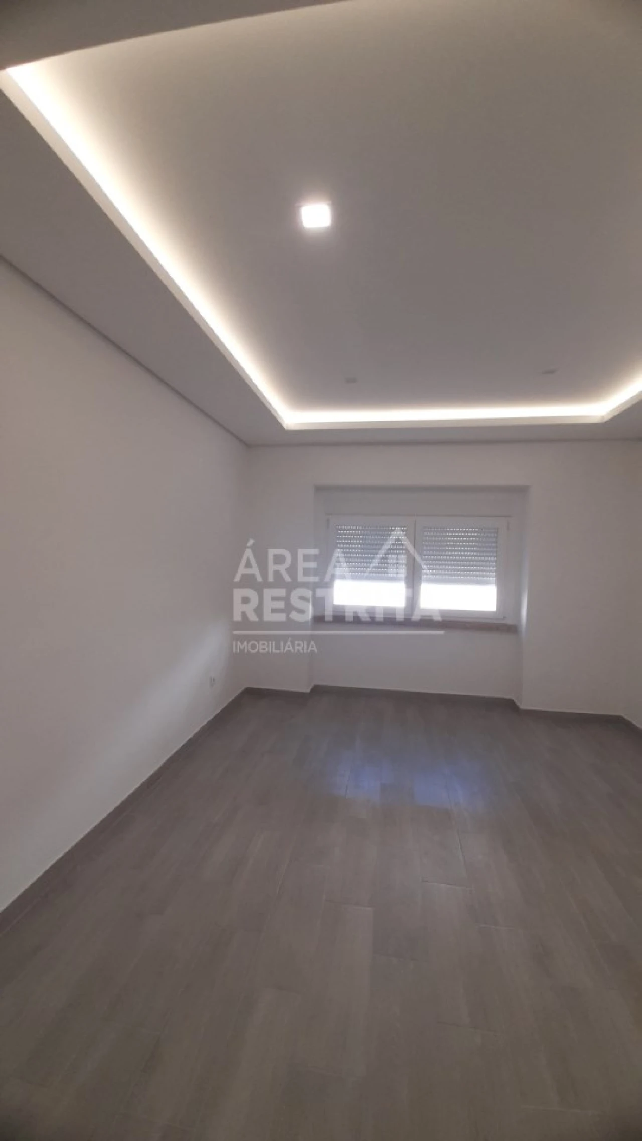 Apartamento T2 para Venda em Amora Foto 5