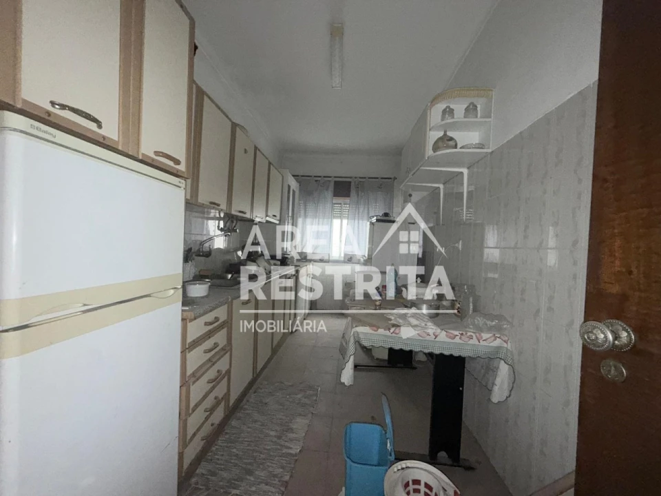 Apartamento T2 para Venda em Seixal, Arrentela e Aldeia de Paio Pires Foto 3