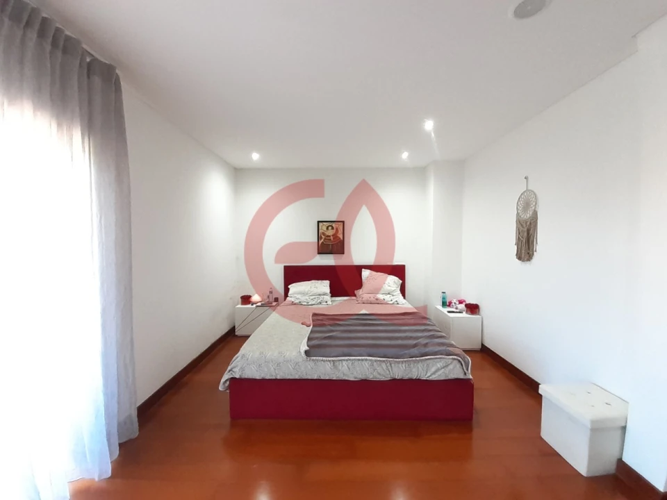 Moradia T3 para Venda em Fragoso Foto 12