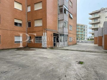 Apartamento T1 para Venda em Póvoa de Varzim, Beiriz e Argivai