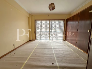 Apartamento T1 para Venda em Póvoa de Varzim, Beiriz e Argivai