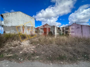 Terreno para Venda em Santa Maria, São Pedro e Matacães