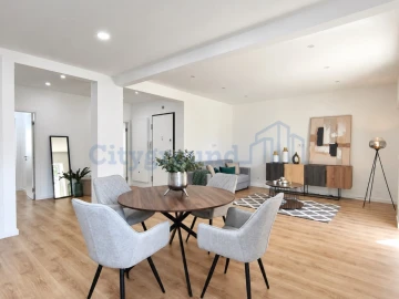 Apartamento T3 para Venda em Benfica