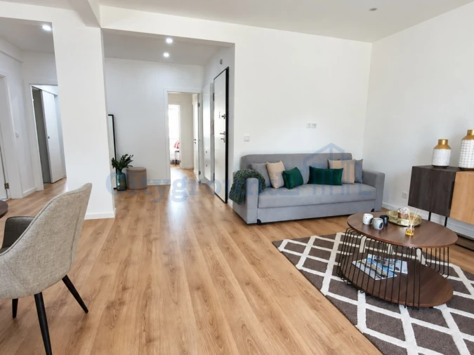Apartamento T3 para Venda em Benfica Foto 6