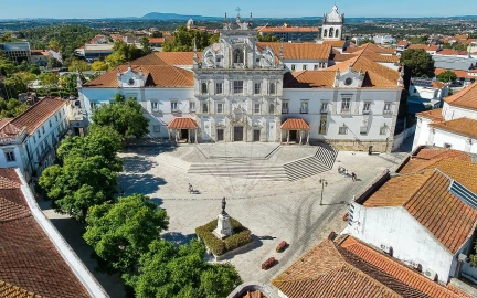 Prédio para Venda em Marvila, Ribeira Santarém, São Salvador, São Nicolau