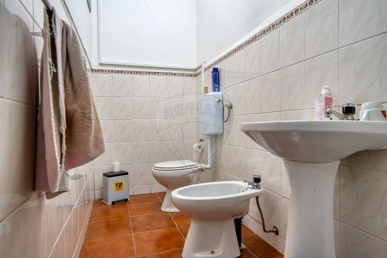 Prédio para Venda em Marvila, Ribeira Santarém, São Salvador, São Nicolau Foto 28