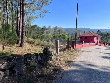 Terreno para Venda em Lobão, Gião, Louredo e Guisande