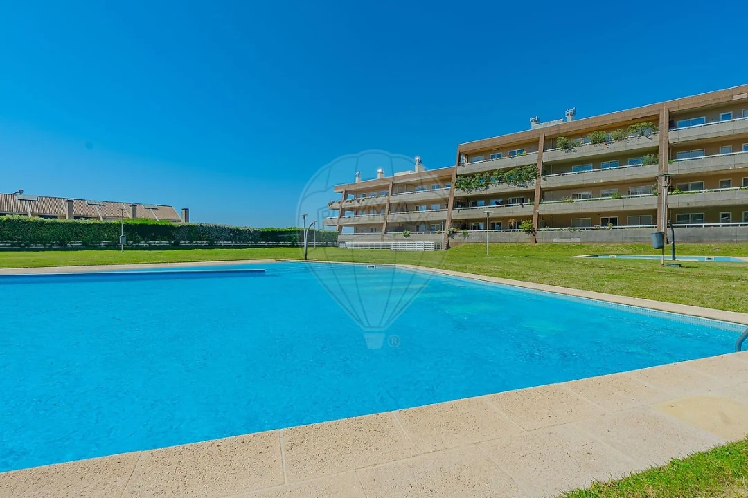 Apartamento T4 para Venda em Madalena Foto 36