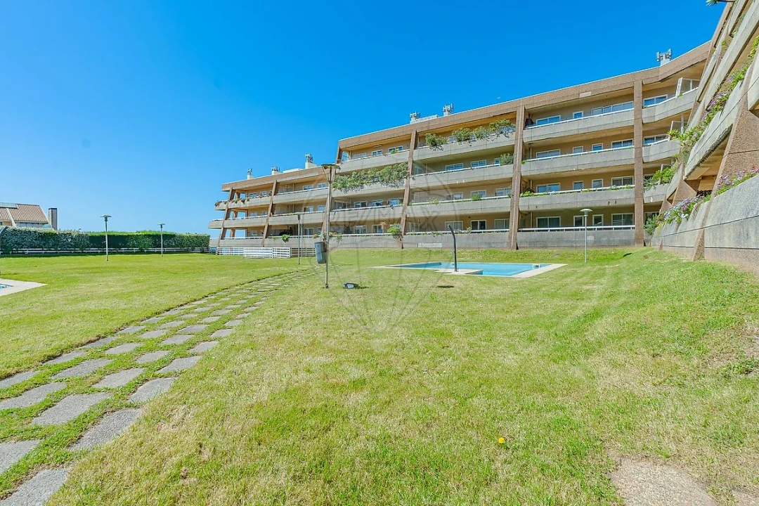 Apartamento T4 para Venda em Madalena Foto 40