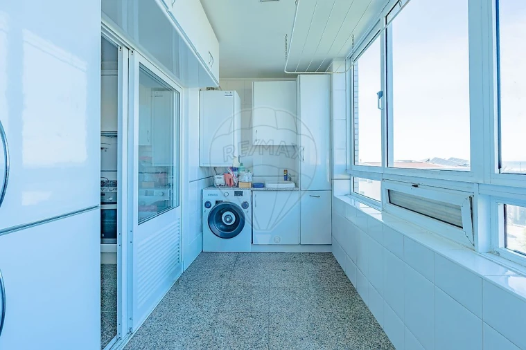 Apartamento T4 para Venda em Madalena Foto 10