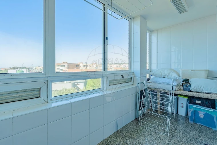 Apartamento T4 para Venda em Madalena Foto 11
