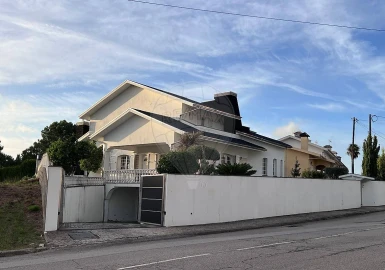 Moradia T3 para Venda em Lobão, Gião, Louredo e Guisande