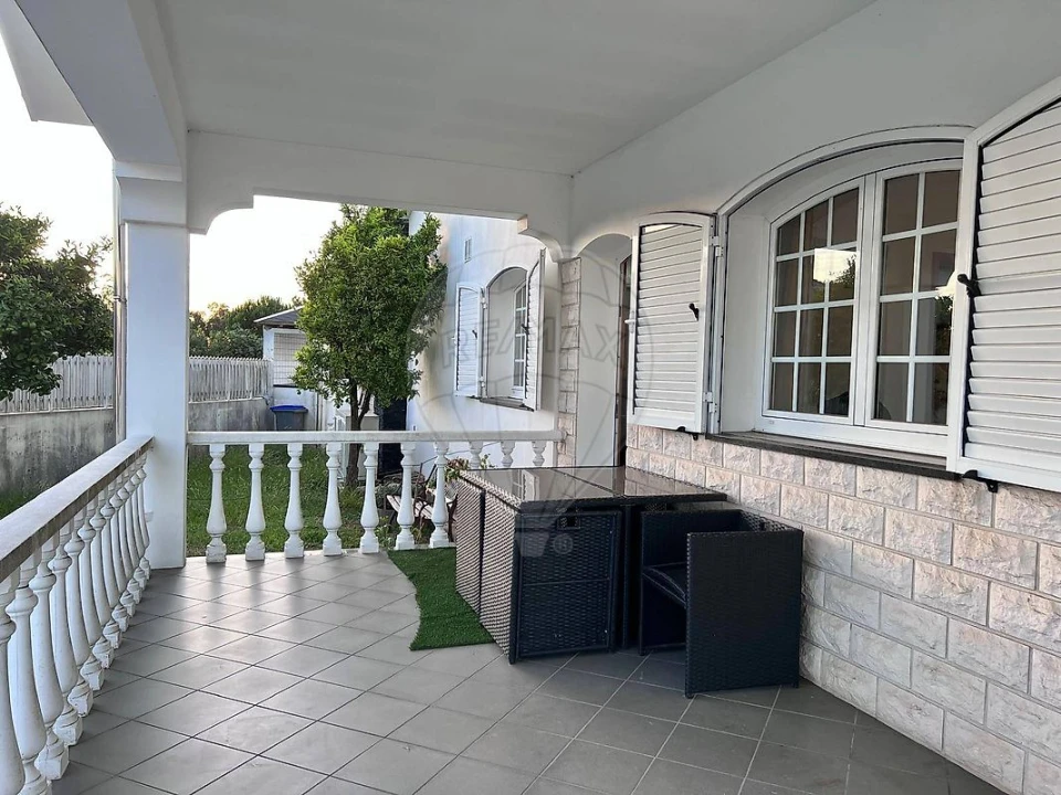 Moradia T3 para Venda em Lobão, Gião, Louredo e Guisande Foto 9