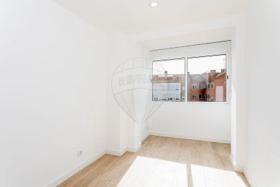 Apartamento T2 para Venda em Odivelas