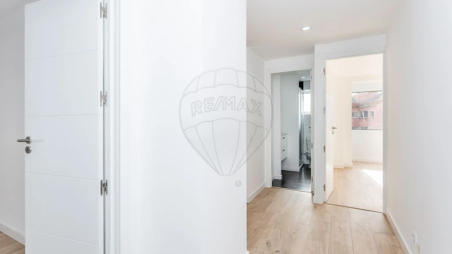 Apartamento T2 para Venda em Odivelas