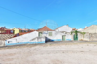 Moradia T8 para Venda em Porto Salvo