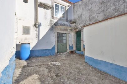 Moradia T8 para Venda em Porto Salvo