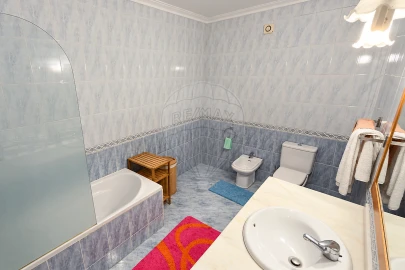 Apartamento T3 para Venda em A dos Cunhados e Maceira