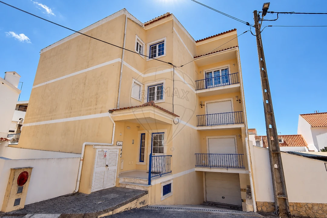 Apartamento T3 para Venda em A dos Cunhados e Maceira Foto 2
