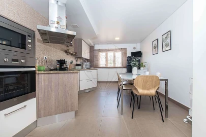 Apartamento T3 para Venda em Alverca do Ribatejo e Sobralinho