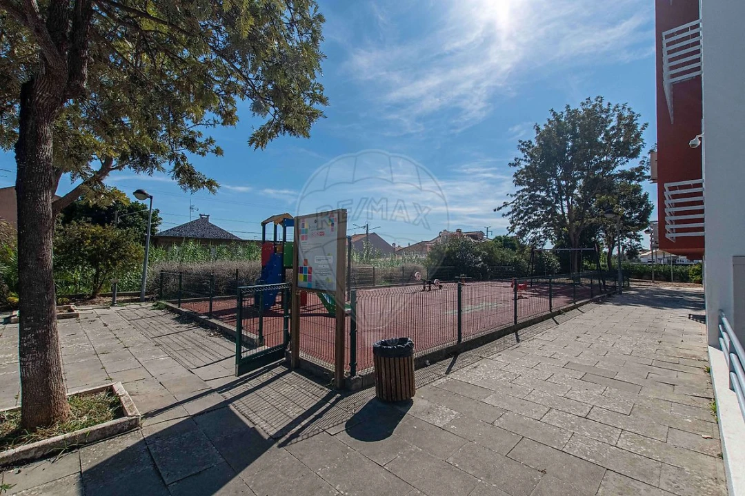Apartamento T3 para Venda em Alverca do Ribatejo e Sobralinho Foto 24