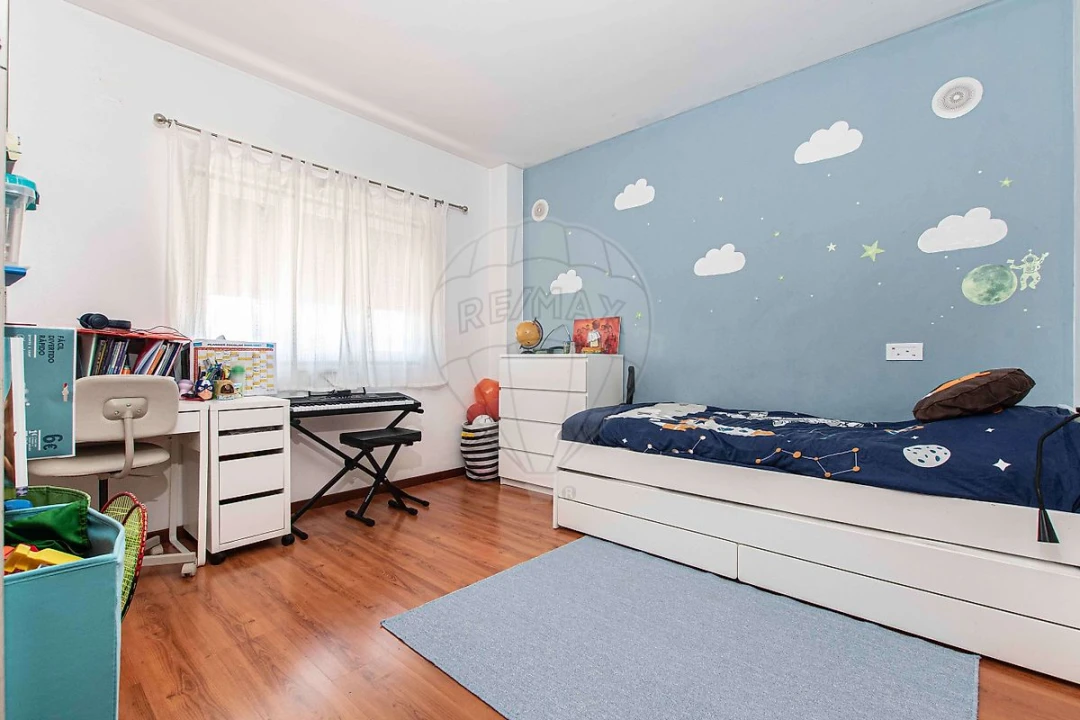 Apartamento T3 para Venda em Alverca do Ribatejo e Sobralinho Foto 3