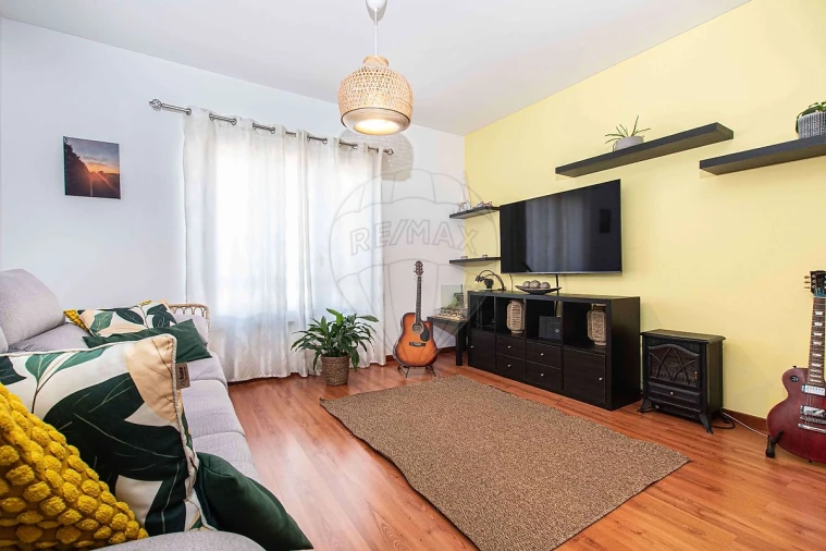 Apartamento T3 para Venda em Alverca do Ribatejo e Sobralinho Foto 8