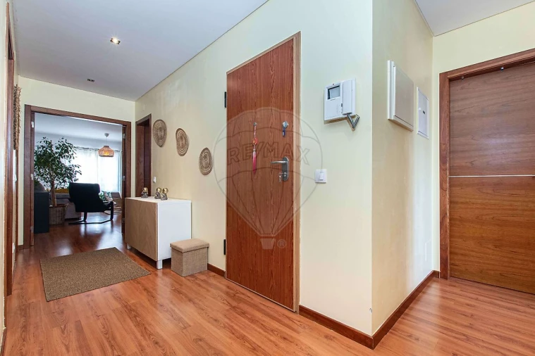 Apartamento T3 para Venda em Alverca do Ribatejo e Sobralinho Foto 16